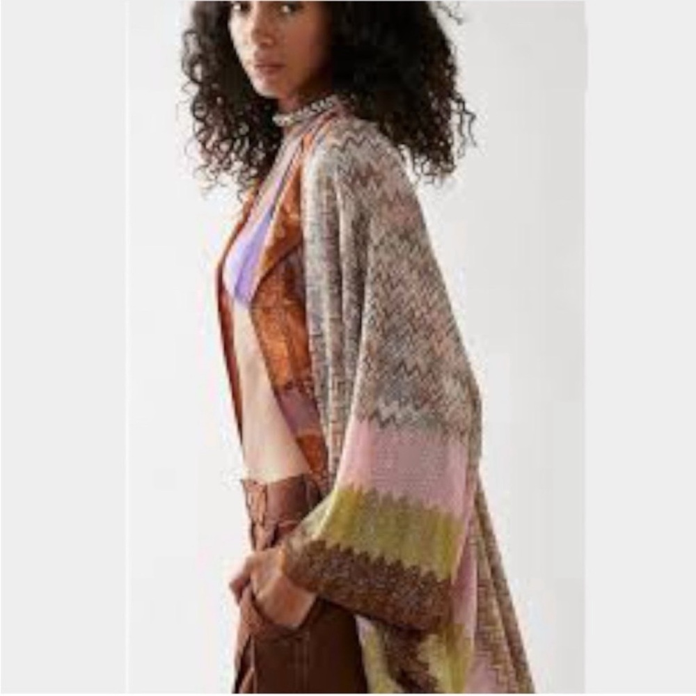 Free People Sparkly Zigzag Patterned Soft Thin Knit Kimono - Picture 2 of 9